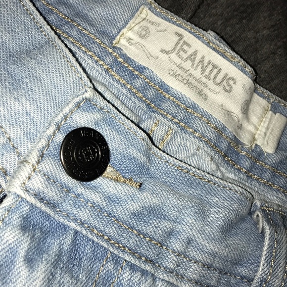 Jeans - Picture 6 of 8